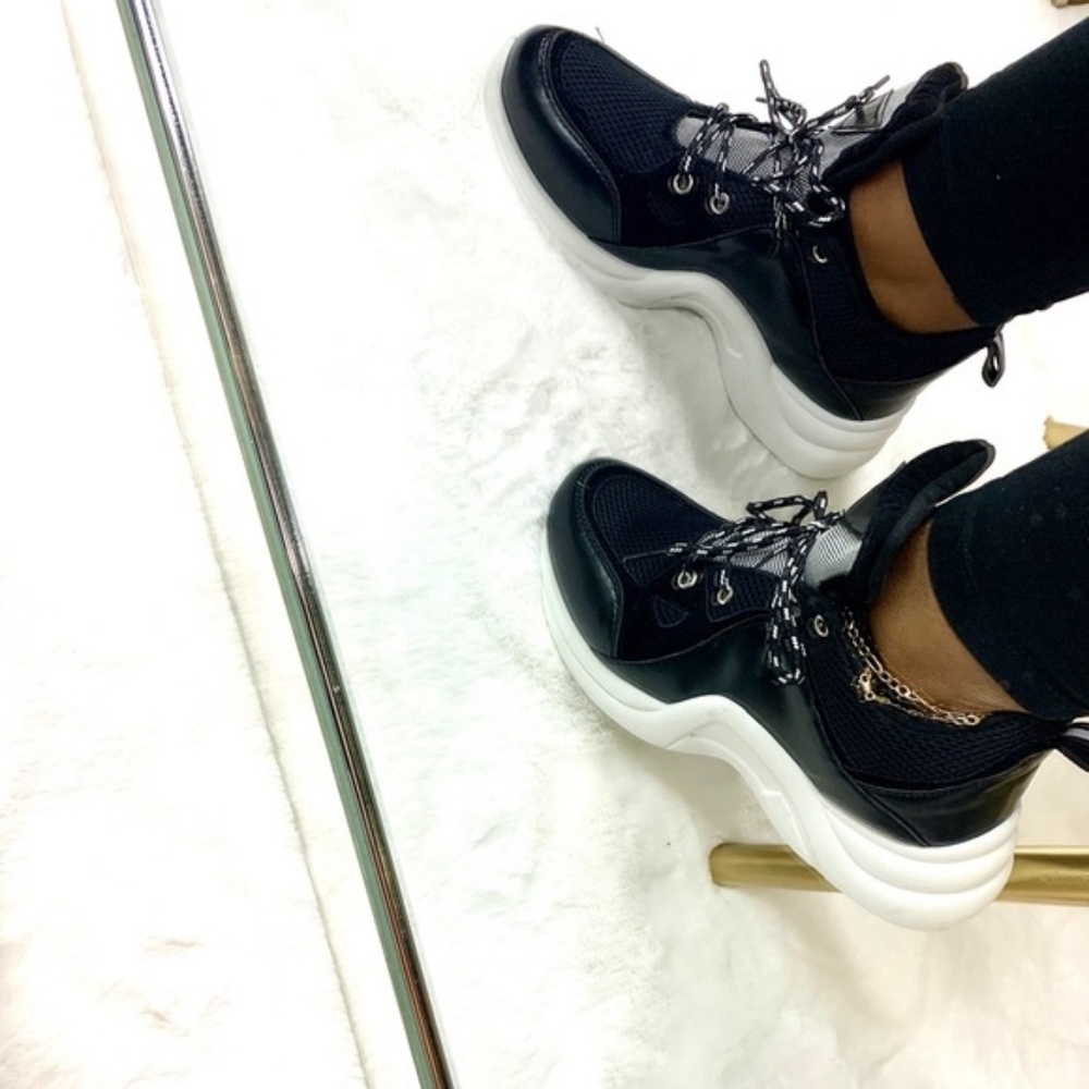 Chunky Sole Dad Sneakers in Black - Picture 5 of 8